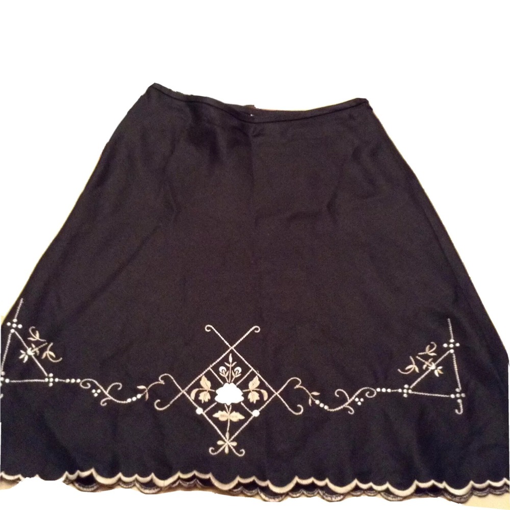 Ann Taylor LOFT Black Linen Blend Embroidered Scalloped Hem A-Line Skirt Size 6